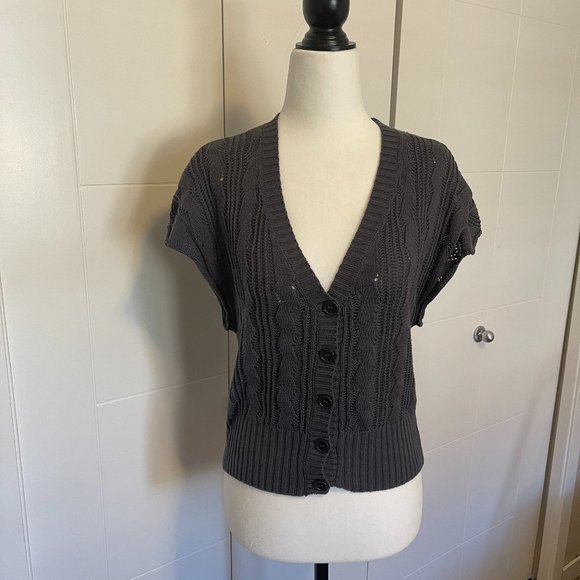 Andree sweater west, button-up, cropped, size M - Picture 1 of 3
